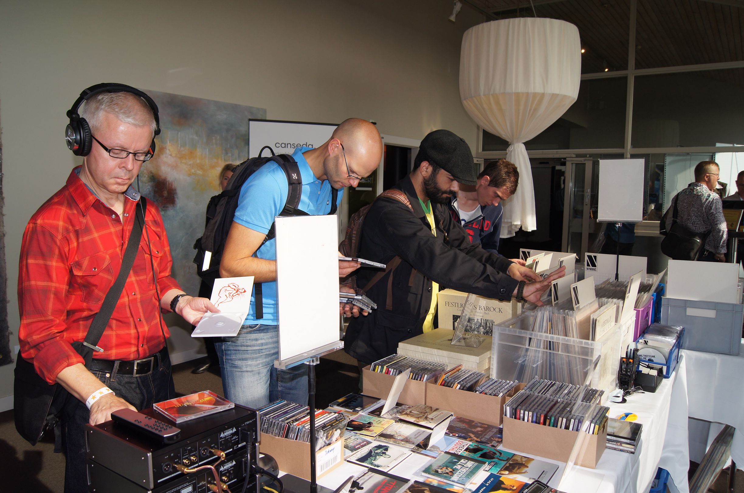 Mässbesökare i min monter